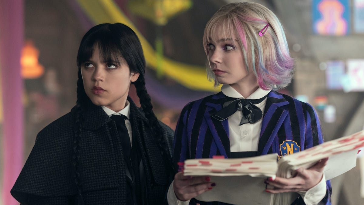 Phim học đường mới chiếu đã chiếm top 1 toàn cầu: Nữ chính càng điên càng đẹp, xuất sắc gấp 1000 lần nguyên tác- Ảnh 3. Phim học đường mới chiếu đã chiếm top 1 toàn cầu: Nữ chính càng điên càng đẹp, xuất sắc gấp 1000 lần nguyên tác- Ảnh 3.