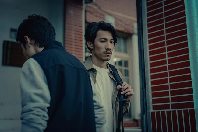 Phim Trung Quốc nhận điểm cao ngất vì hay chấn động, nam chính người Việt gây sốt nhờ visual