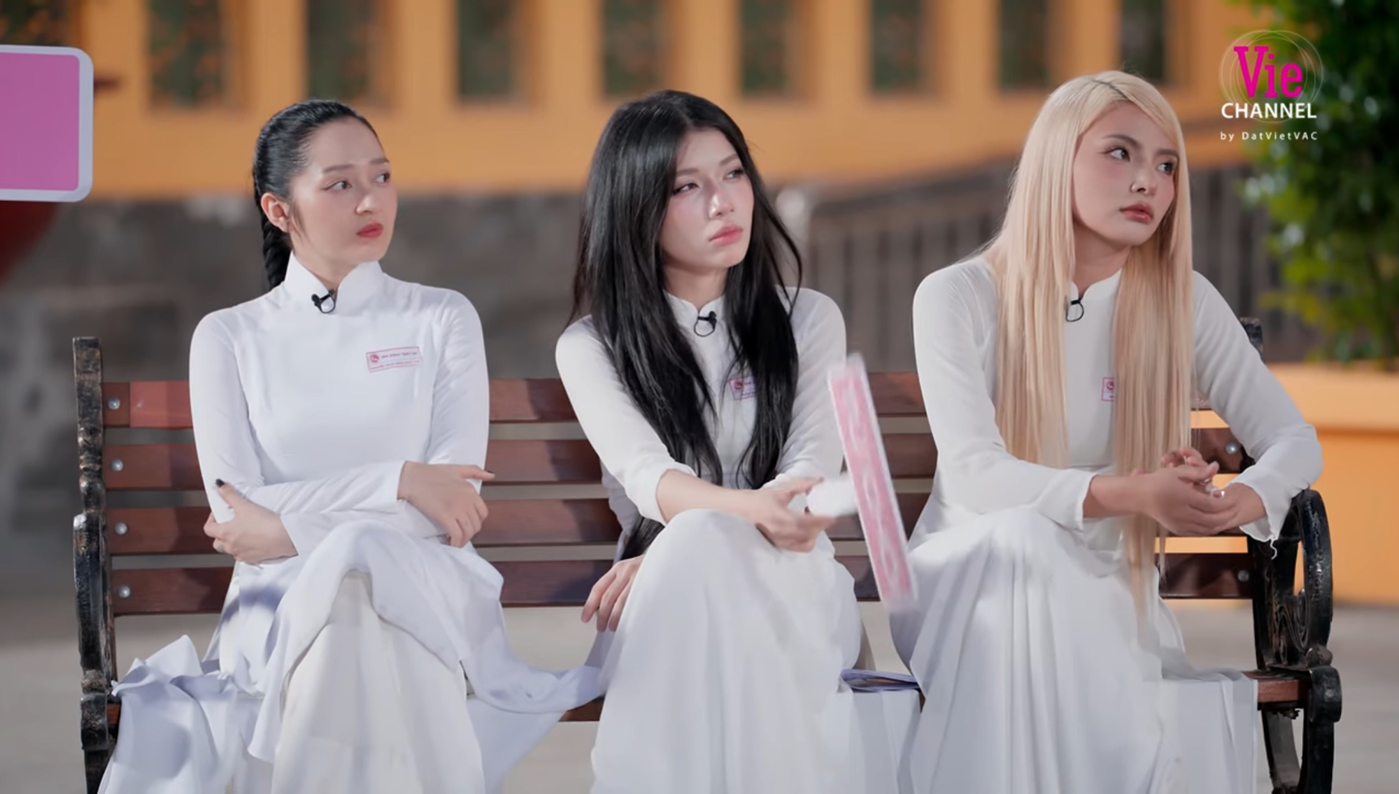 Nói 1 câu lỡ lời với Châu Bùi, LyHan bị chê EQ thấp chạm đáy, lộ bản chất thật- Ảnh 2.