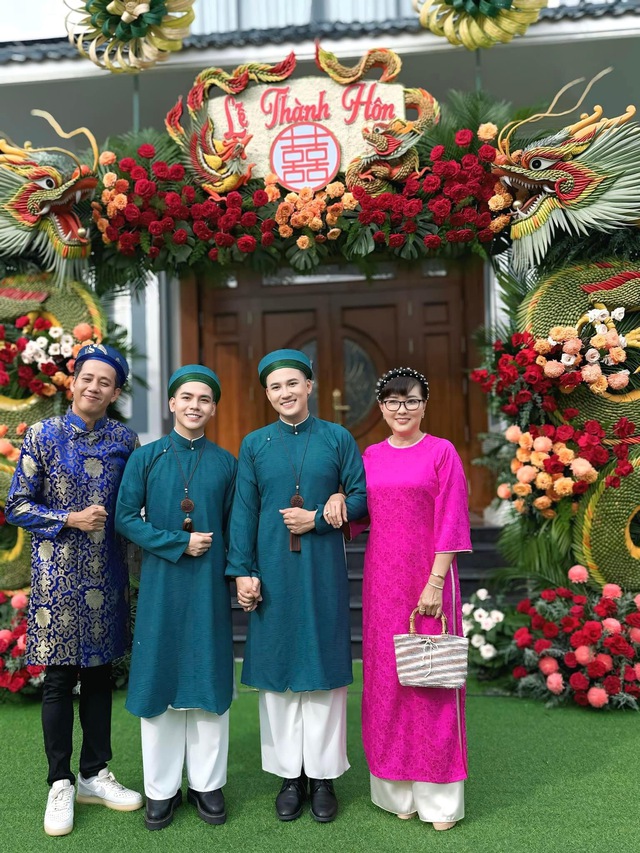 Cặp đôi đồng giới chịu chi nhất Vbiz: Tổ chức đám cưới