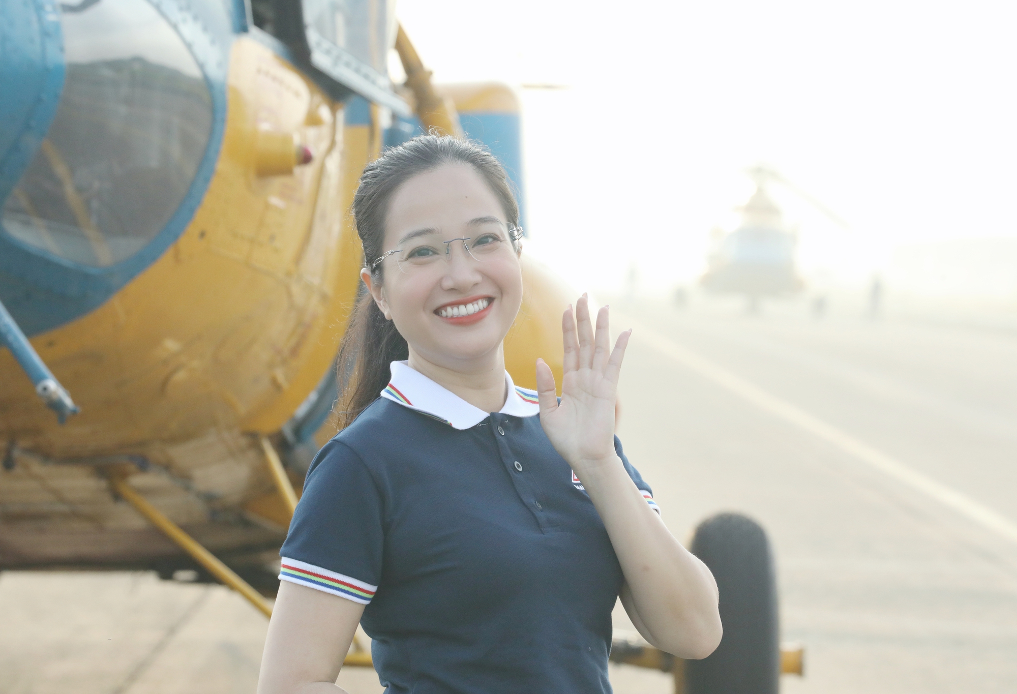 Ai là MC duy nhất của HTV tác nghiệp trên trực thăng của không quân Việt Nam?- Ảnh 4.