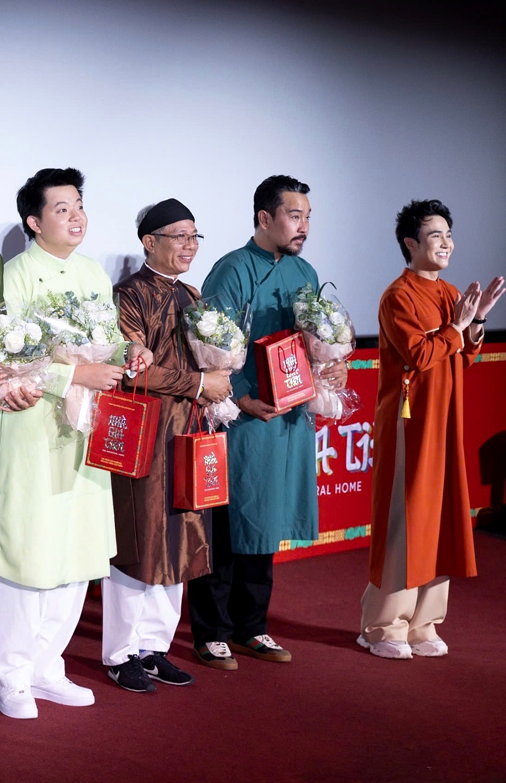 Bà bầu Puka Bà bầu Puka