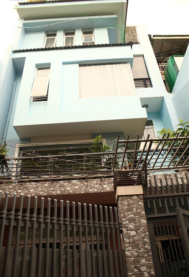 Nữ NSƯT sở hữu nhà 30 tỷ tại trung tâm TP.HCM, U100 vẫn làm móng, trang điểm, tự lái xe máy đi làm- Ảnh 3.