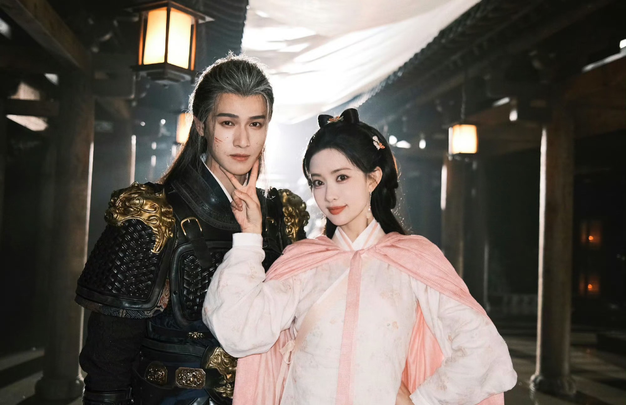 Cặp chị - em showbiz vừa lộ clip qua đêm 4 ngày liên tục bị bóc thêm chuyện nói dối- Ảnh 4.