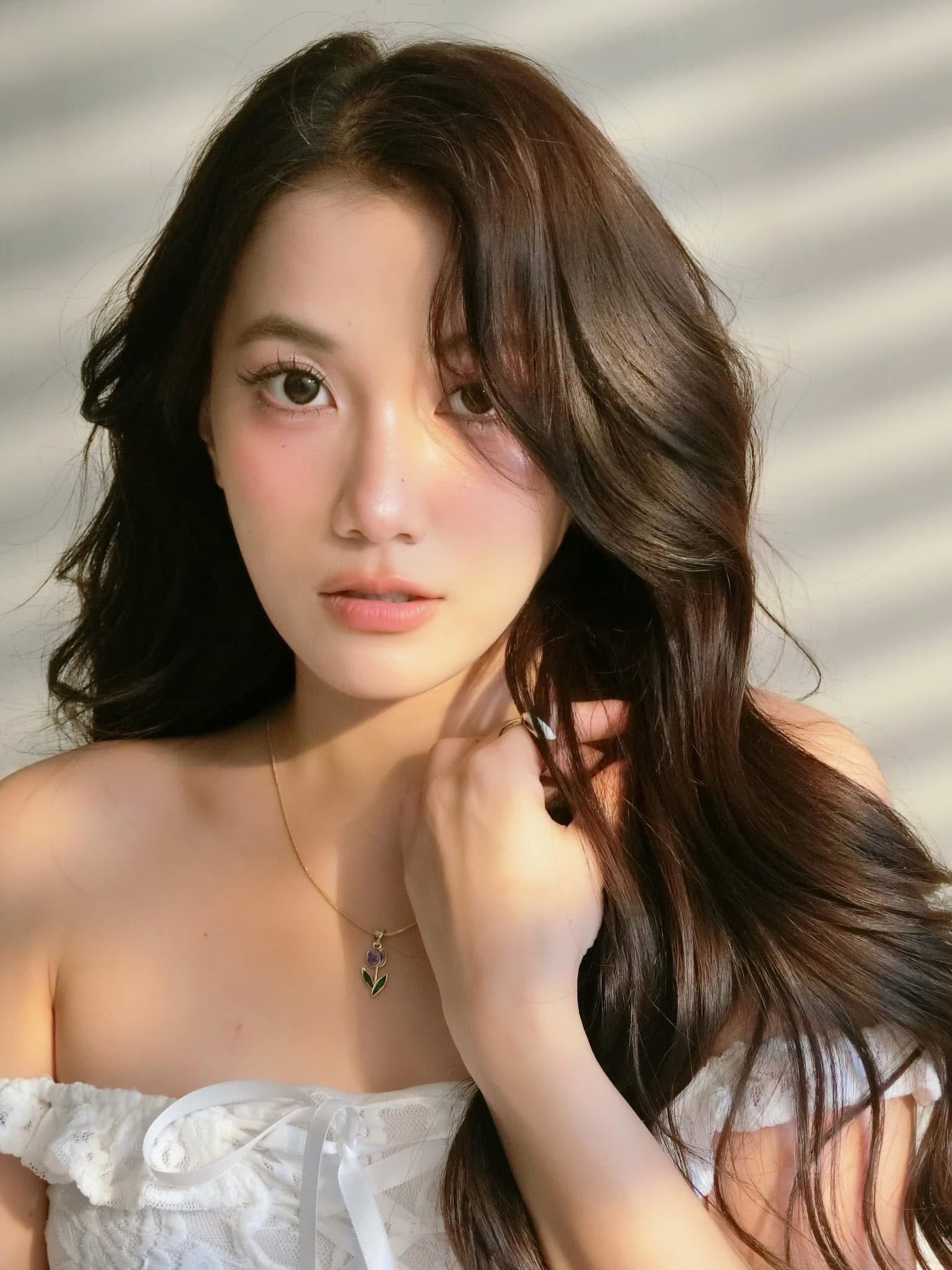 Mỹ nhân dính lùm xùm với ViruSs tái xuất trên sóng truyền hình, đụng độ với dàn