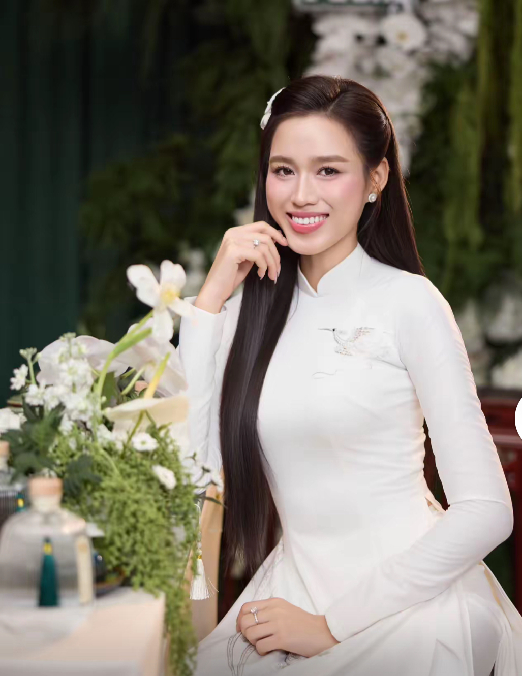 img9129-1760604065892-1760604066317556334898 "Sính lễ" giá trị nhất thiếu gia Sơn Hải hỏi cưới Hoa hậu Đỗ Hà img9129 1760604065892 1760604066317556334898