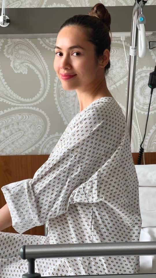 Á hậu Việt mắc bệnh lạ: Có túi nước bẩm sinh trong ổ bụng, 1 năm phải đi hút 2 lần- Ảnh 6.