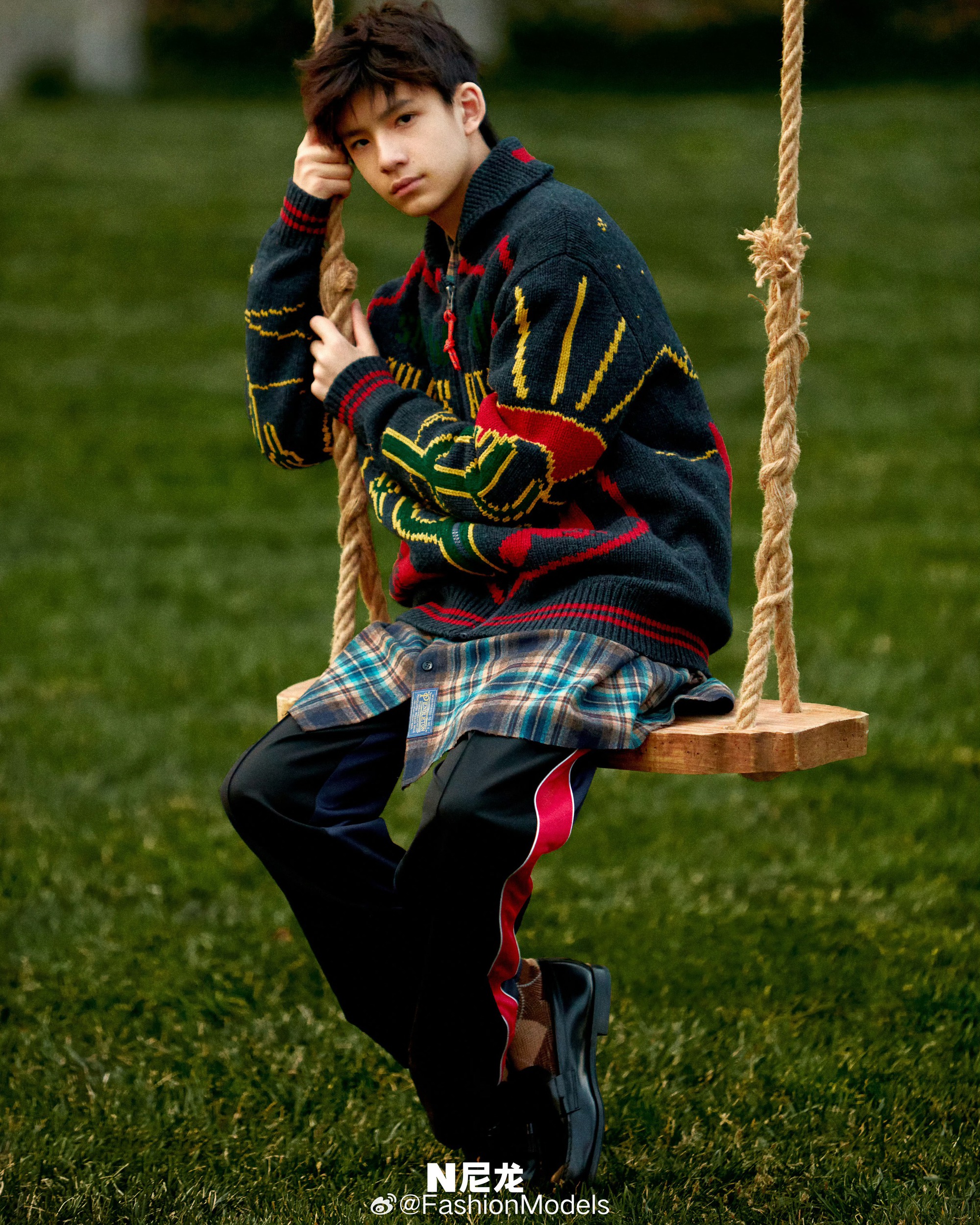 Dàn nhóc tì nổi đình nổi đám nhà sao: Sở hữu