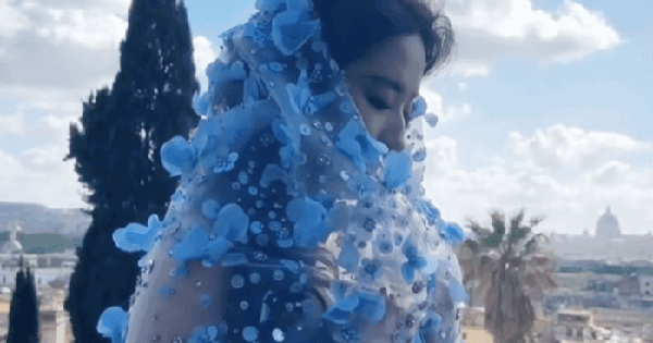 Nhìn mỹ nhân 15 tuổi này để biết tiểu thuyết không lừa người: Tiểu thư đài các chưa lớn đã đẹp khuynh đảo chúng sinh img9749 1756787222040350435013 37 0 404 701 crop 17567872357411860818899gifpng