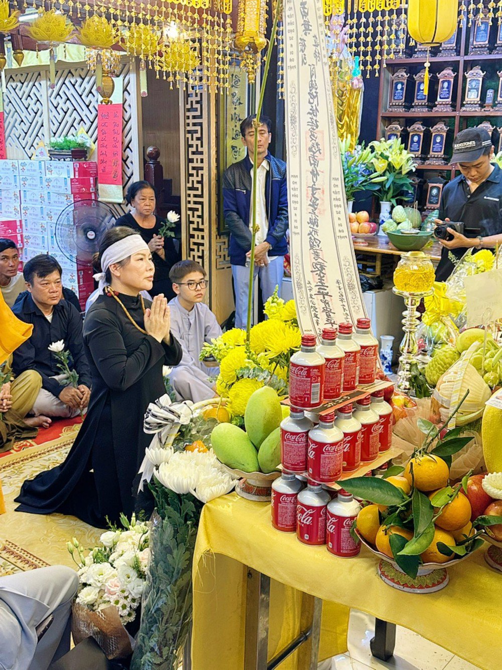 Lễ thủy táng Quý Bình - 1