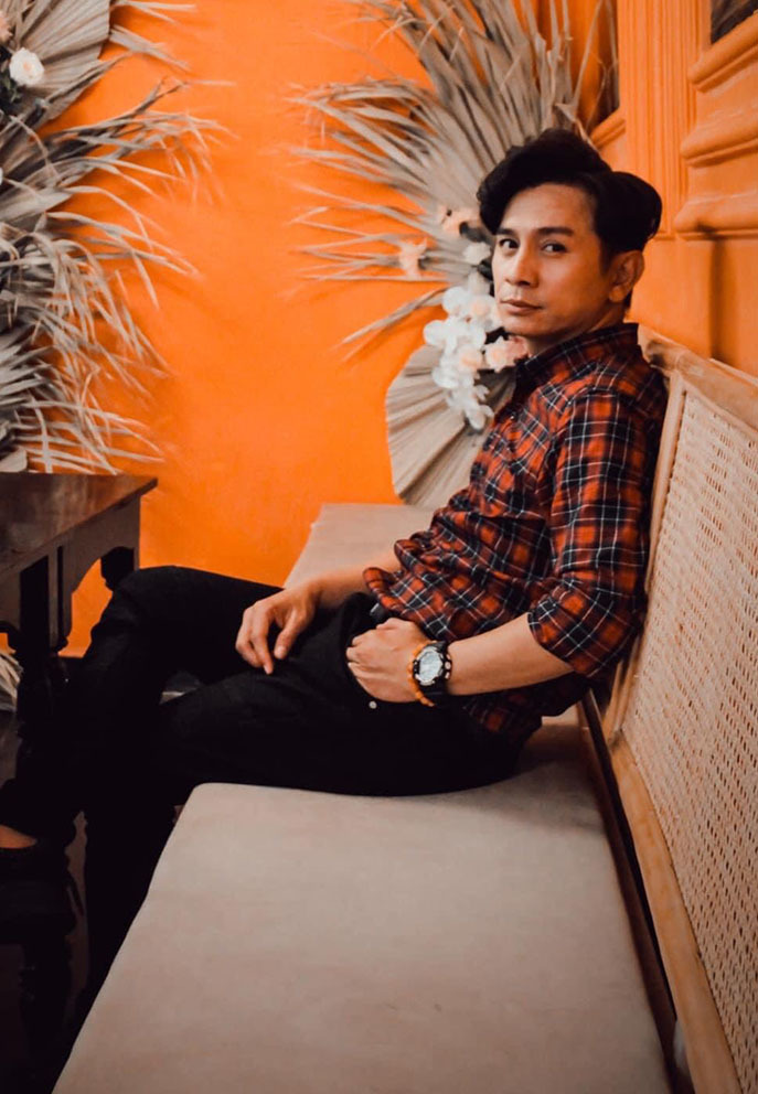 Nam nghệ sĩ được chọn thay NSƯT Thành Lộc làm Giám đốc Nghệ thuật: 50 tuổi vẫn độc thân, sống cùng mẹ- Ảnh 1. Nam nghệ sĩ được chọn thay NSƯT Thành Lộc làm Giám đốc Nghệ thuật: 50 tuổi vẫn độc thân, sống cùng mẹ- Ảnh 1.