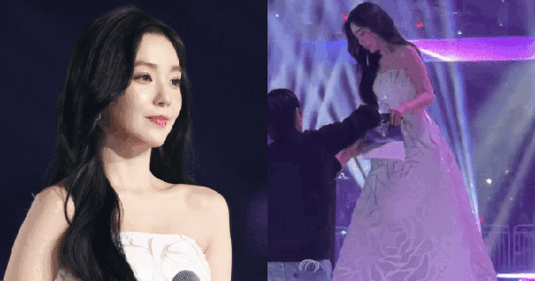 Cú ngã điếng người của nữ thần đẹp nhất showbiz: Pha xử lý vô cùng chuyên nghiệp trên sân khấu của chủ nhân ire5 176343785661359924604 0 0 352 672 crop 1763437867763858996544gifpng