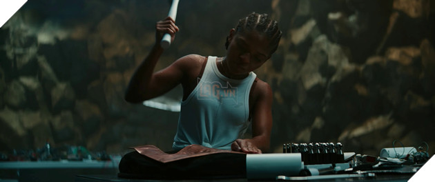 IronHeart Chinh Thuc Ra Mat Trailer Dau Tien, He Lo Tao Hinh Giap Moi Va Phan Dien Chinh IronHeart Chính Thức Ra Mắt Trailer Đầu Tiên, Hé Lộ Tạo Hình Giáp Mới Và Phản Diện Chính