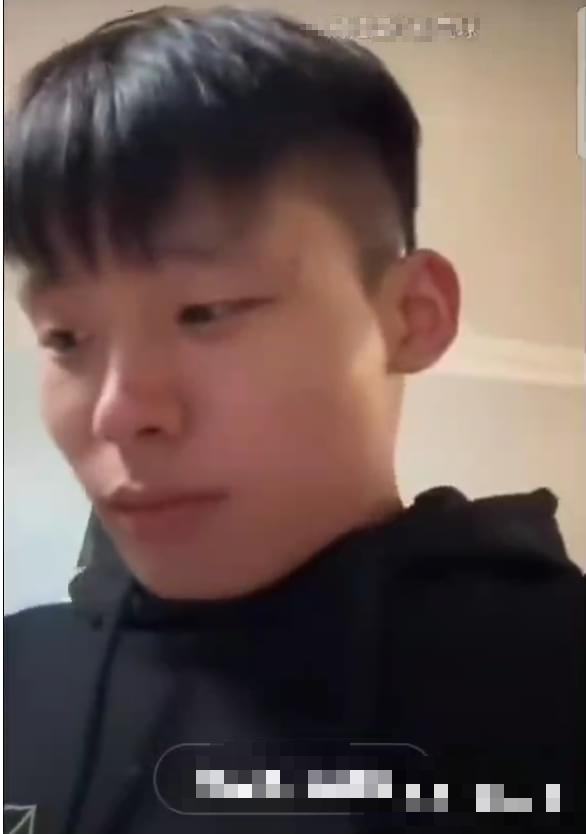 Từ sốc nặng đến thất vọng tràn trề, 4 triệu follow Từ sốc nặng đến thất vọng tràn trề, 4 triệu follow