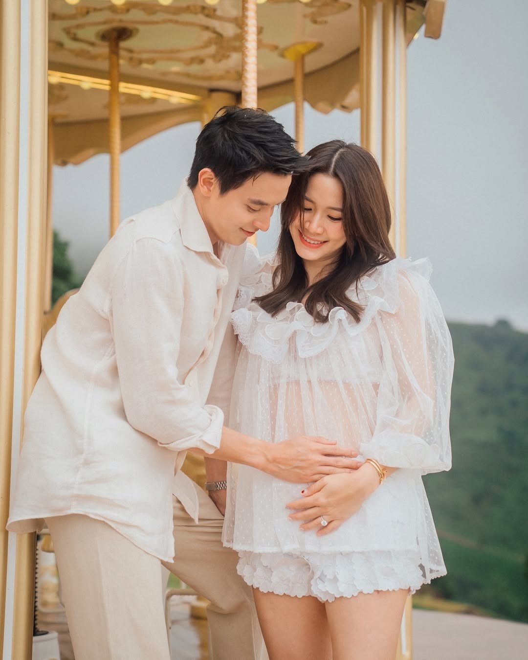Bộ ảnh vừa được James Jirayu đăng tải.