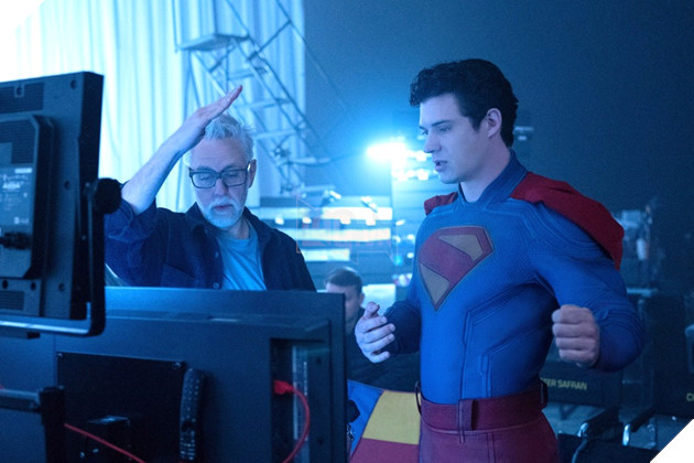 Đạo diễn James Gunn chỉ đạo phim Superman