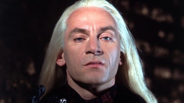Jason Isaacs Đề Xuất Gương Mặt Đầy Bất Ngờ Cho Vai Lucius Malfoy Ở Harry Potter Bản Truyền Hình jason isaac8 wptfjpg