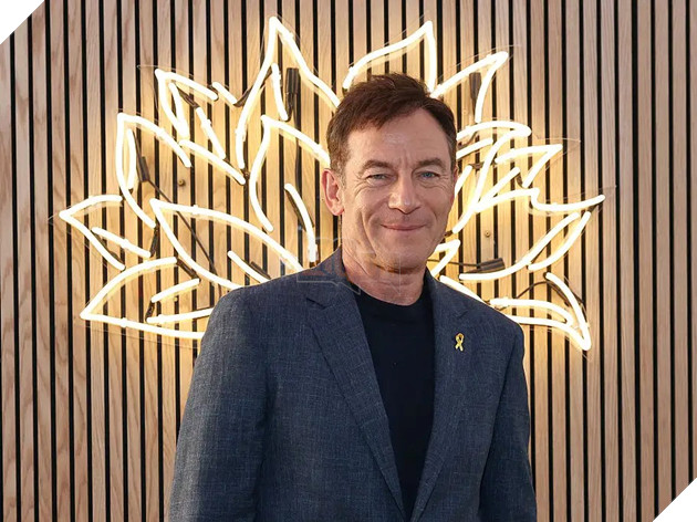 Nam diễn viên kỳ cựu Jason Isaacs