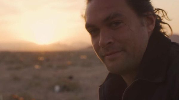 Sao Nam Jason Momoa Cạo Râu Sau 6 Năm Để Tái Xuất Trong Dune 3 Cùng Con Trai jason momoa4 rldujpg