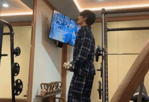 Bộ đồ ngủ khiến Jennie (BLACKPINK) dính tin yêu mãnh liệt nam thần đẹp trai nhất thế giới- Ảnh 2.