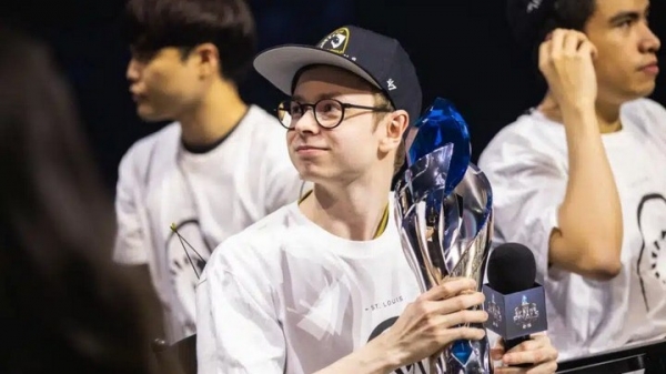 Jensen Giã Từ Sự Nghiệp: Nhìn Lại Hành Trình Huyền Thoại Của Tay Mid Lane Đình Đám NA jensen 220250811113628jpg