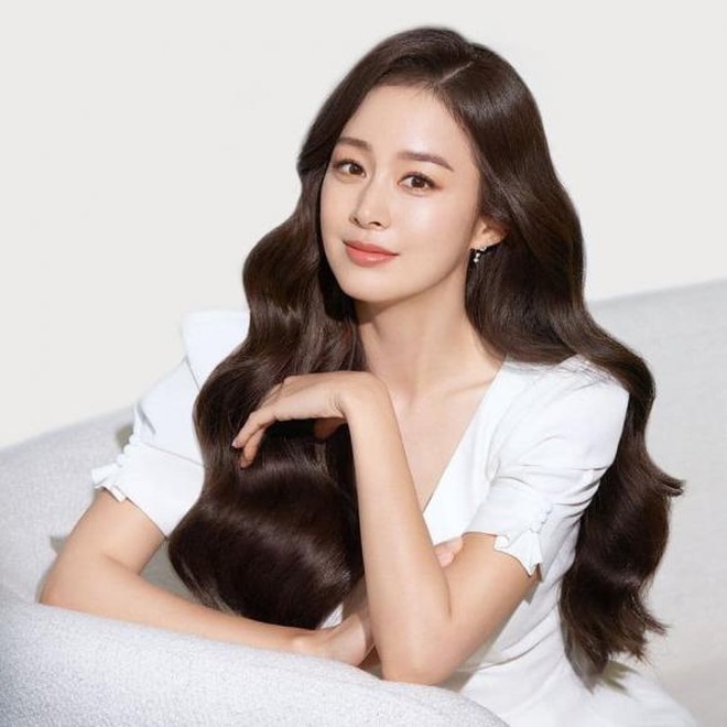 Không thể tin nổi đây là trình tiếng Anh của Kim Tae Hee!- Ảnh 2.