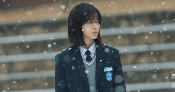 Nữ thần học đường bị chê tan nát chỉ vì quá đẹp, visual cực phẩm phá hỏng cả nguyên tác jinyoung roh jeong eui 2 1739529079110619134992 51 226 424 938 crop 1739529085184759567227png