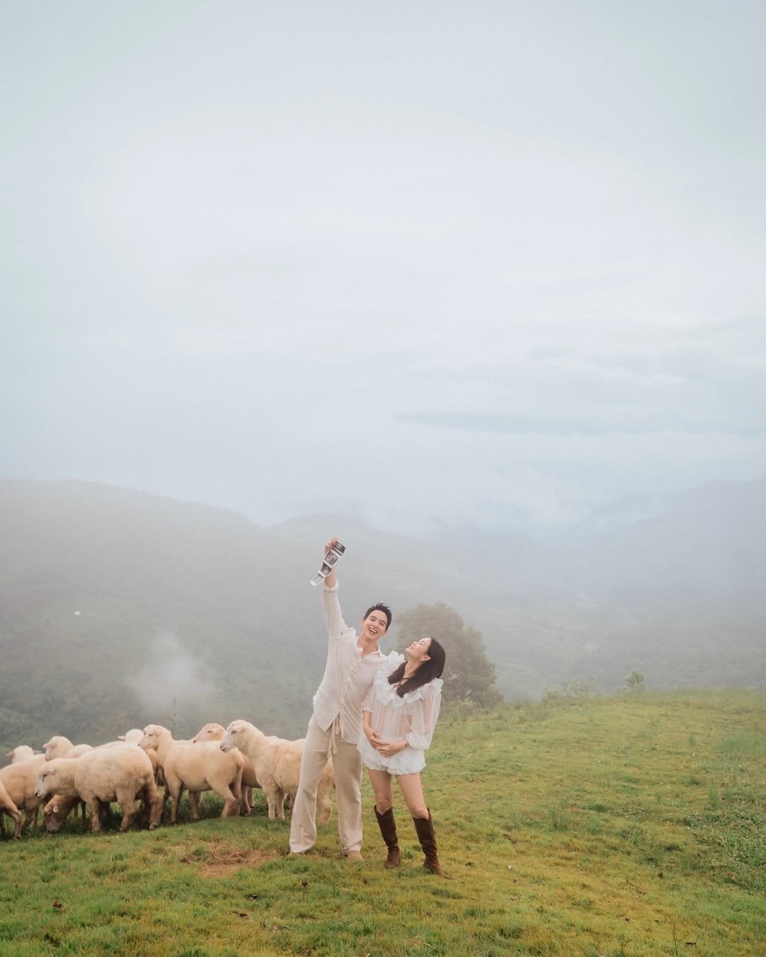 Nam thần James Jirayu sắp lên chức,