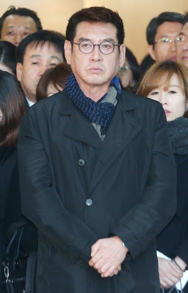 Phẫn nộ vụ 1 nam diễn viên lái xe tông chết người rồi giấu xác vẫn sống nhởn nhơ, không phải đi tù chịu tội- Ảnh 1.