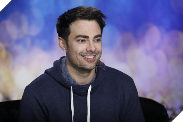 Jonathan Bennett Chia Se Ve Noi Lo So Mat Fan Truoc Khi Cong Khai Gioi Tinh 2 Hình ảnh về sao nam Jonathan Bennett.