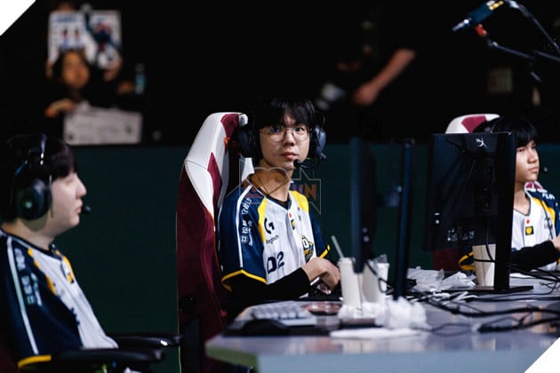 LMHT: Junjia Tro Thanh Tuyen Thu Chuyen Nghiep Nho… Di Chua 2 Junjia từng đến Trung Quốc, nhưng không thể thi đấu chính thức