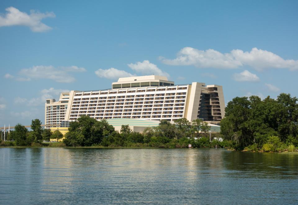 Liên tiếp 3 du khách tử vong tại công viên Disney trong 10 ngày- Ảnh 1.