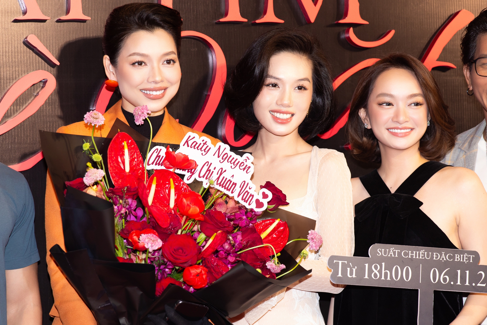 Thảm đỏ hot nhất hôm nay: Kaity Nguyễn - Trâm Anh đẹp sang đỉnh nóc, Nàng Mơ rạng rỡ sánh đôi bên tình tin đồn- Ảnh 5.