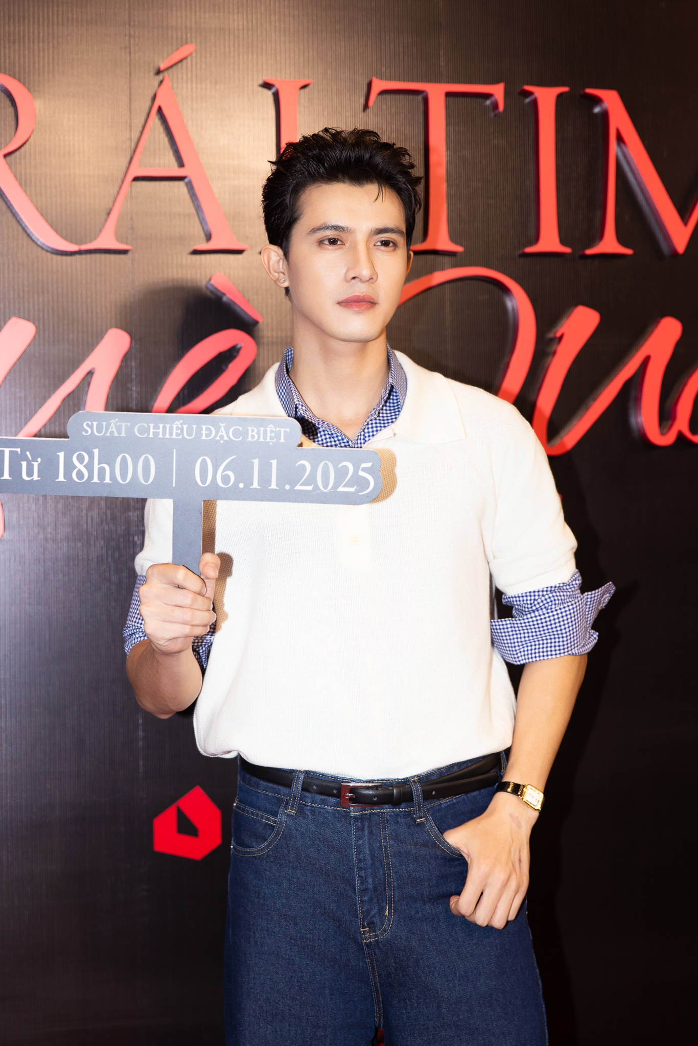 Thảm đỏ hot nhất hôm nay: Kaity Nguyễn - Trâm Anh đẹp sang đỉnh nóc, Nàng Mơ rạng rỡ sánh đôi bên tình tin đồn- Ảnh 6.