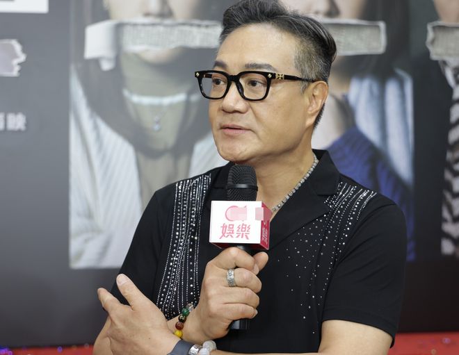 "Đông Phương Bất Bại" khiến ông trùm TVB sượng trân 10 phút trước mặt 100 đồng nghiệp k13 1743624907731658879941 1743642591740 17436425920991478915033