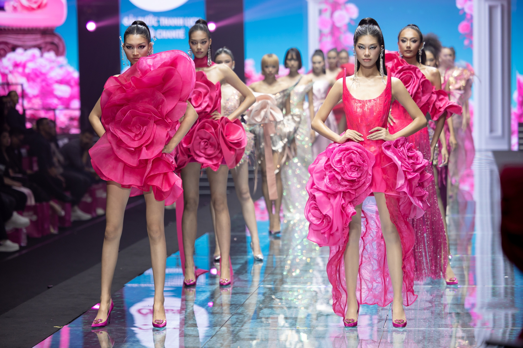 Vietnam's Next Top Model 2025: Thất vọng đến cuối cùng- Ảnh 9. Vietnam's Next Top Model 2025: Thất vọng đến cuối cùng- Ảnh 9.