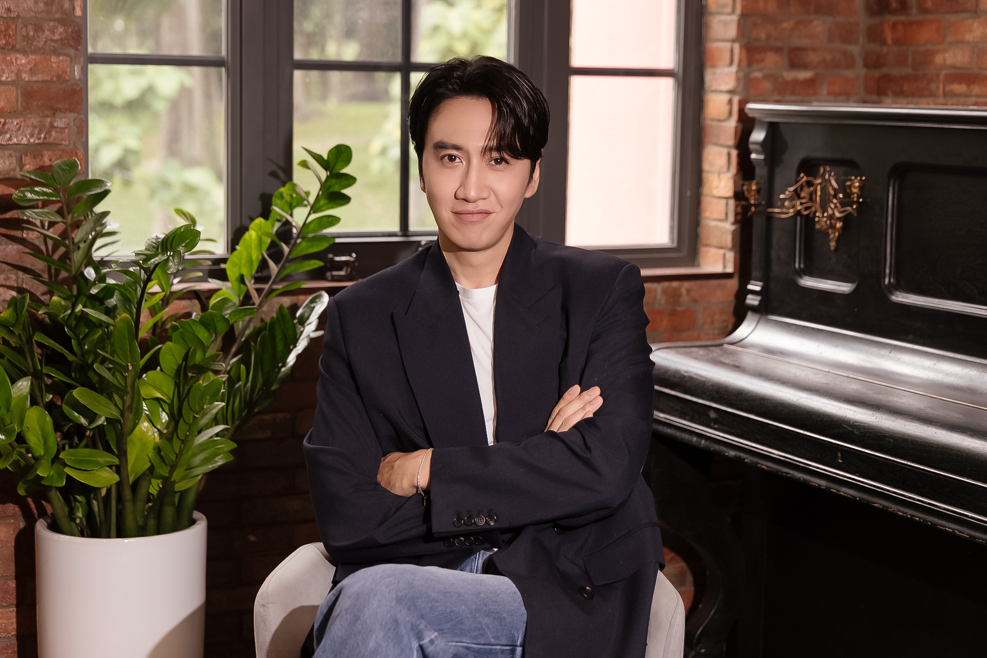 Lee Kwang Soo: Làm việc với ekip Việt Nam, tôi cảm nhận và học hỏi được 1 điều- Ảnh 1. Lee Kwang Soo: Làm việc với ekip Việt Nam, tôi cảm nhận và học hỏi được 1 điều- Ảnh 1.