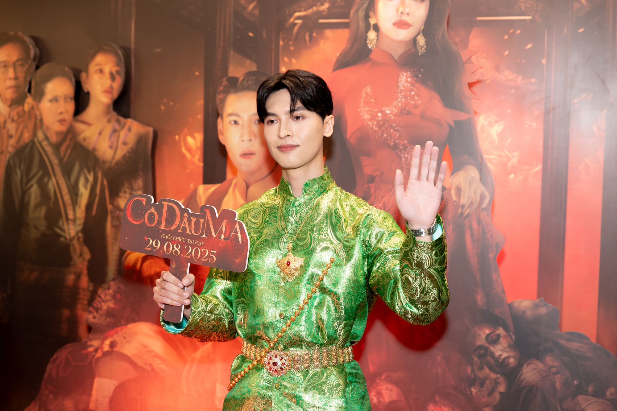 Đám cưới đang viral khắp MXH: Cô dâu đẹp đến nghẹt thở, chú rể là thiếu gia siêu giàu thấy mà ham- Ảnh 12.