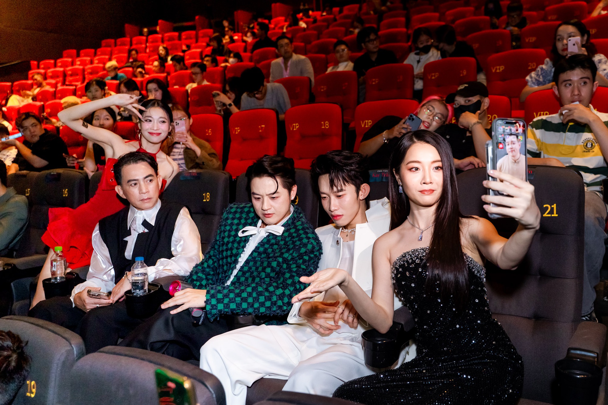 1 mỹ nhân Việt bất ngờ tuyên bố: Từ nay tôi không muốn làm “bé ba” nữa- Ảnh 10.