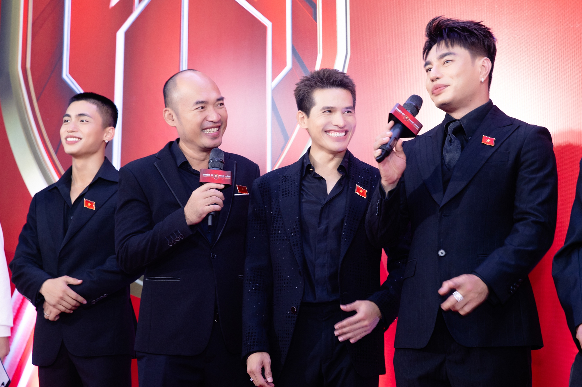 Gameshow khắc nghiệt nhất 2025: Binz ngất xỉu, Kiều Minh Tuấn Gameshow khắc nghiệt nhất 2025: Binz ngất xỉu, Kiều Minh Tuấn