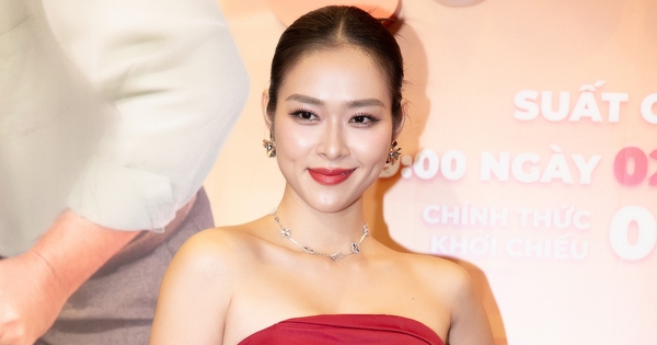 Clip hot: Mỹ nhân Vbiz xách váy trên thảm đỏ mà tưởng đại minh tinh đi catwalk, thần thái này không thi Hoa hậu quá phí 27 Clip hot: Mỹ nhân Vbiz xách váy trên thảm đỏ mà tưởng đại minh tinh đi catwalk, thần thái này không thi Hoa hậu quá phí k14 20 1 1751464770101 17514647703091546775263 65 0 780 1365 crop 17514648694121529453776jpg