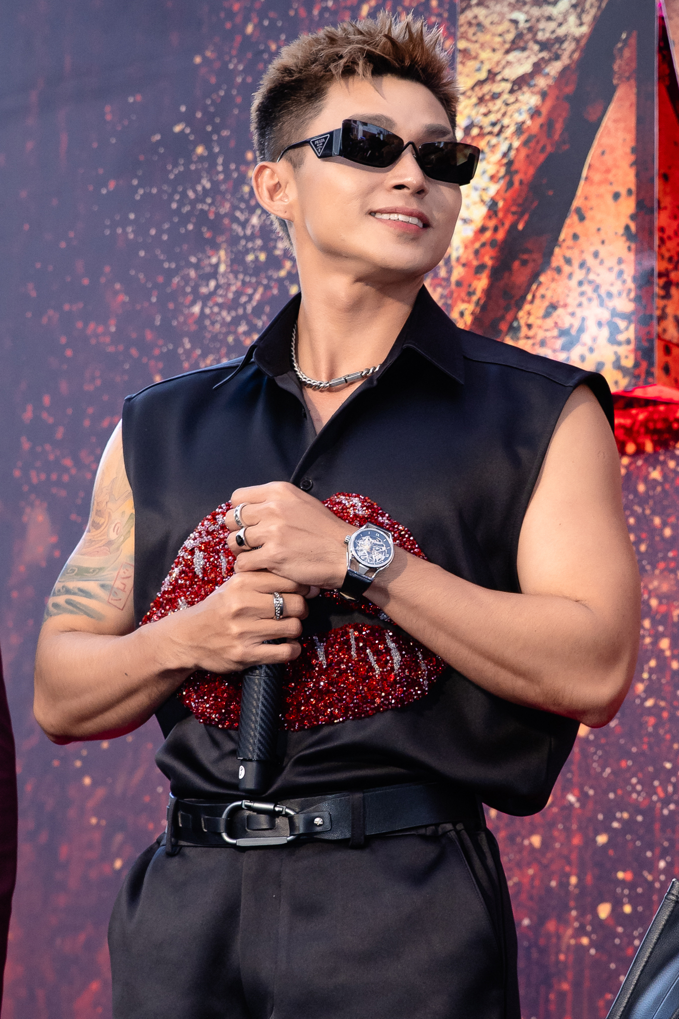 Nam ca sĩ Vbiz bị thủng màng nhĩ: 1 tai chỉ còn nghe được 20%, nguyên nhân xuất phát từ hành động không ai ngờ tới- Ảnh 3. Nam ca sĩ Vbiz bị thủng màng nhĩ: 1 tai chỉ còn nghe được 20%, nguyên nhân xuất phát từ hành động không ai ngờ tới- Ảnh 3.