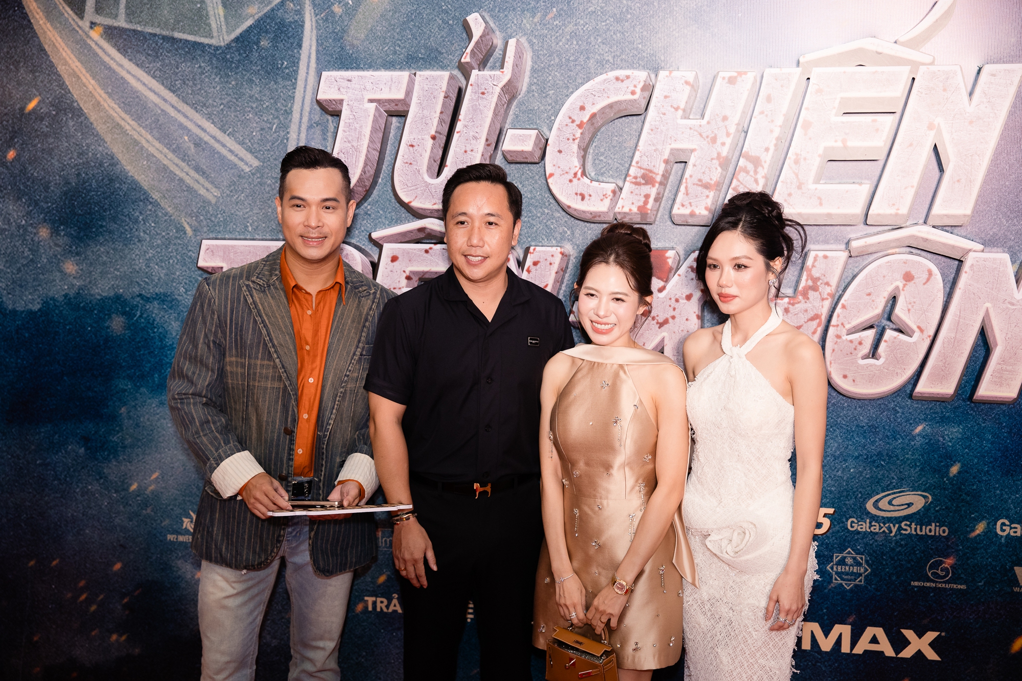 Siêu thảm đỏ hot nhất hôm nay: Minh Hằng - Lý Nhã Kỳ đọ sắc nét căng, dàn sao Mưa Đỏ visual cháy khét mọi khung hình- Ảnh 17.