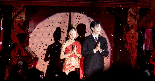 Đám cưới đang viral khắp MXH: Cô dâu đẹp đến nghẹt thở, chú rể là thiếu gia siêu giàu thấy mà ham k14 23 1 17550752482051162575711 293 0 1365 2048 crop 1755075253791259816523jpg