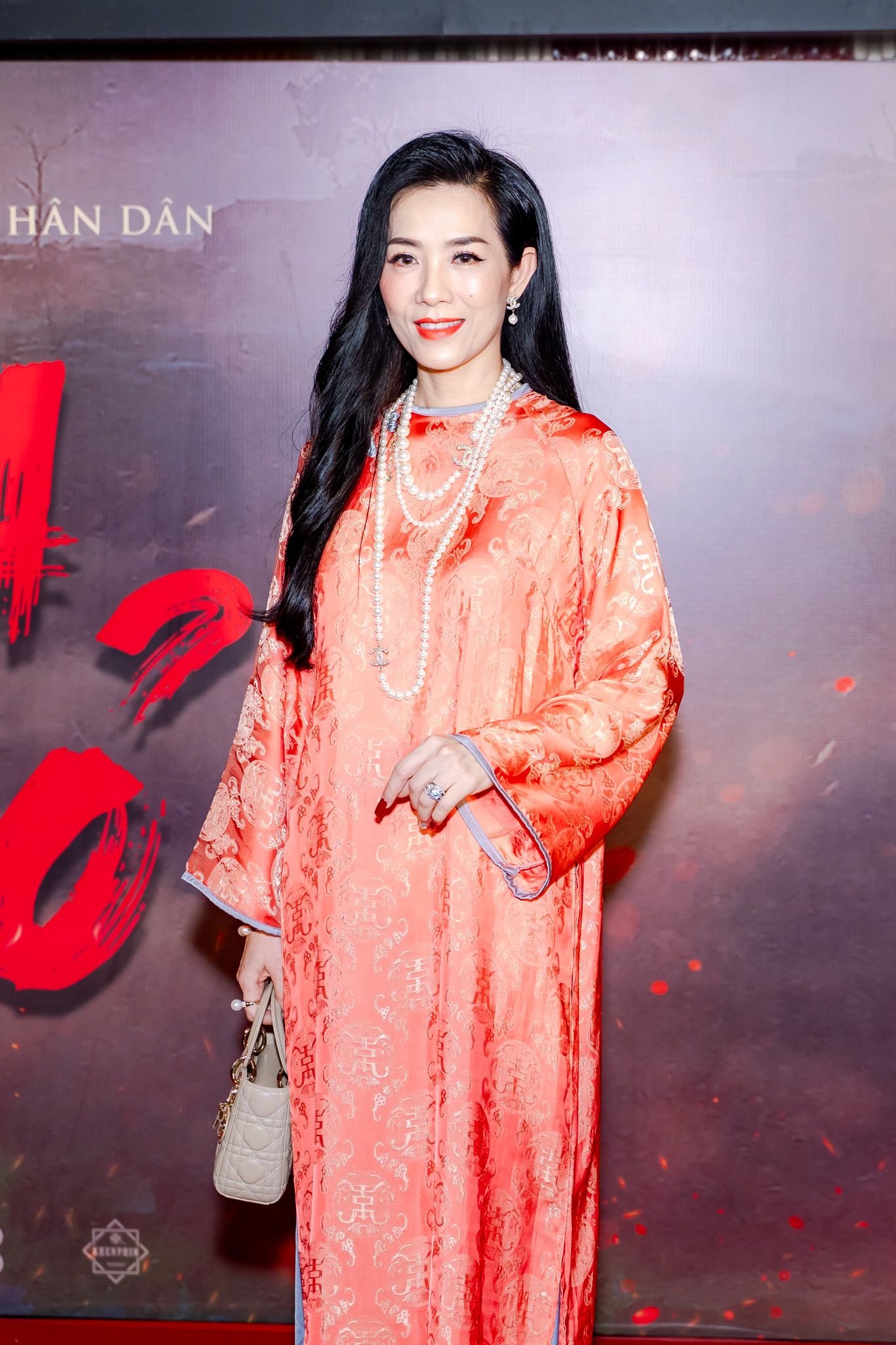 Thảm đỏ hot nhất hôm nay: Hứa Vĩ Văn U50 vẫn lấn át hội nam thần, 1 nàng thơ đẹp quá mức thách thức mọi filter- Ảnh 9. Thảm đỏ hot nhất hôm nay: Hứa Vĩ Văn U50 vẫn lấn át hội nam thần, 1 nàng thơ đẹp quá mức thách thức mọi filter- Ảnh 9.