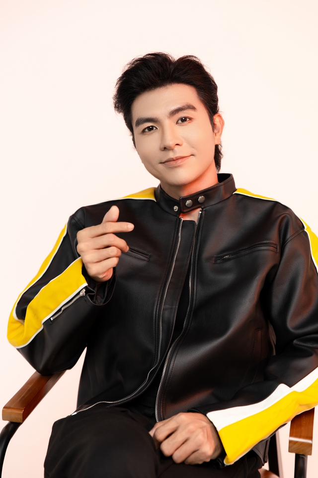 Phản ứng kỳ lạ của Steven Nguyễn khi bị Phản ứng kỳ lạ của Steven Nguyễn khi bị