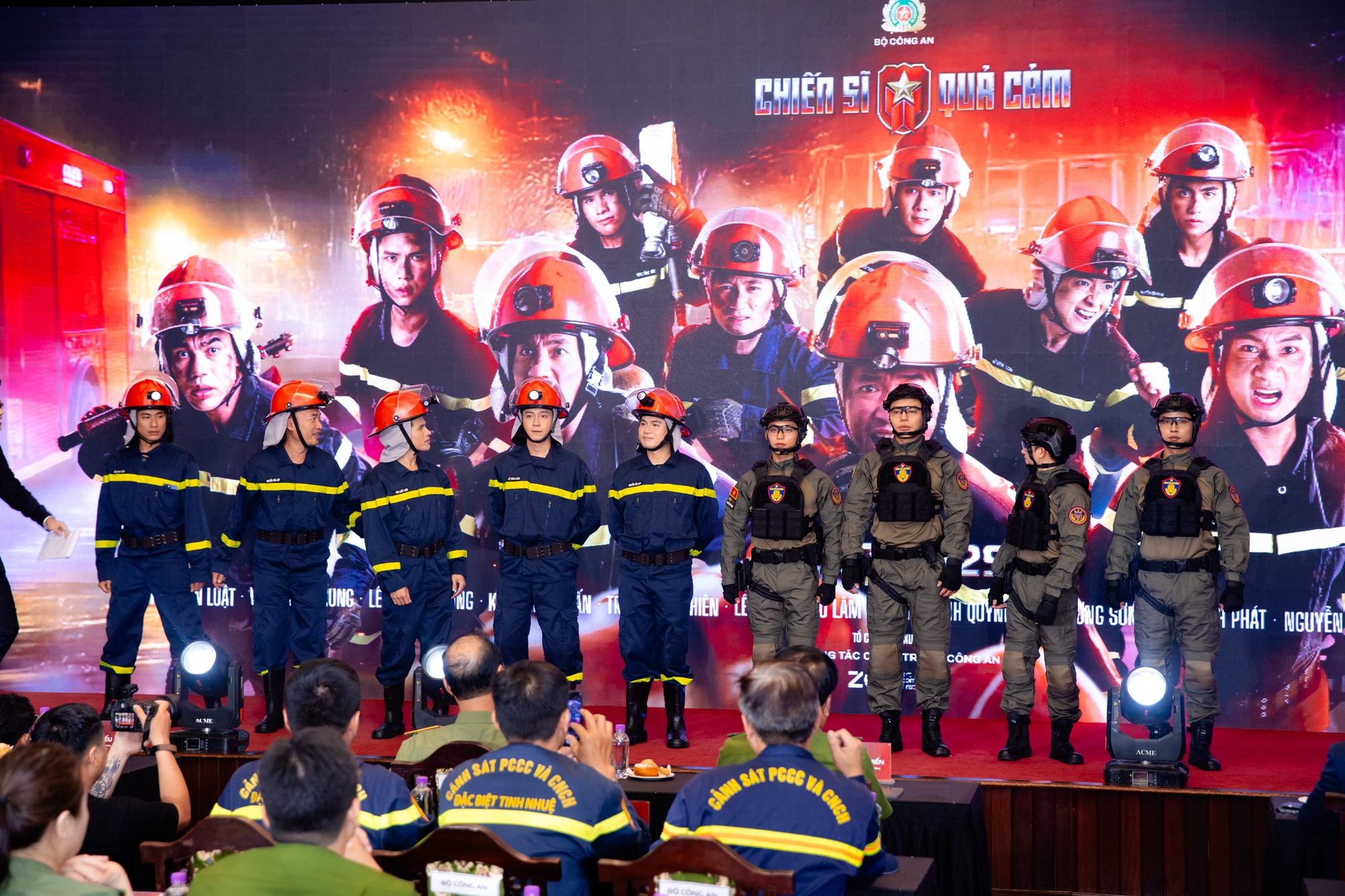 Phỏng vấn nóng Diệp Lâm Anh: Phỏng vấn nóng Diệp Lâm Anh: