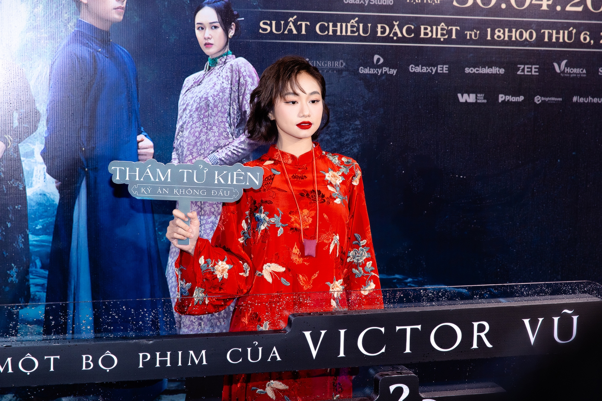 Thảm đỏ hot nhất hôm nay: Tiểu Vy - Nam Anh đọ sắc “khét lẹt”, 1 mỹ nhân gây sốc vì nhan sắc hậu giảm 20kg- Ảnh 13.