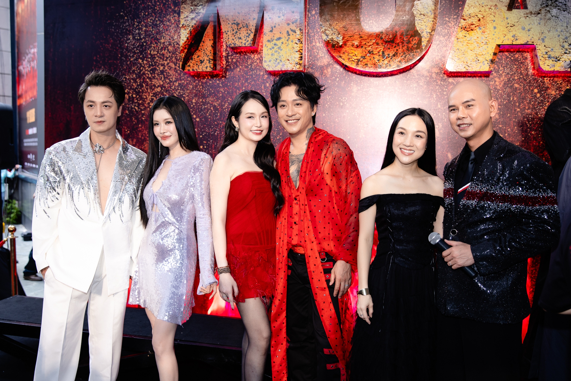 Nam ca sĩ Vbiz bị thủng màng nhĩ: 1 tai chỉ còn nghe được 20%, nguyên nhân xuất phát từ hành động không ai ngờ tới- Ảnh 7. Nam ca sĩ Vbiz bị thủng màng nhĩ: 1 tai chỉ còn nghe được 20%, nguyên nhân xuất phát từ hành động không ai ngờ tới- Ảnh 7.