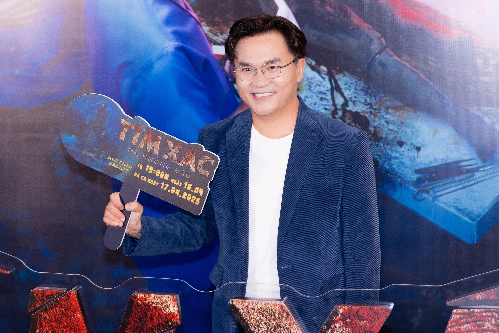 Nhan sắc gây sốc của mỹ nam hack tuổi đỉnh nhất Vbiz, U40 mà như mới đôi mươi- Ảnh 5.